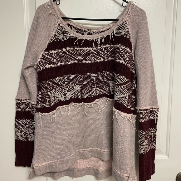 Sweater - Picture 1 of 4